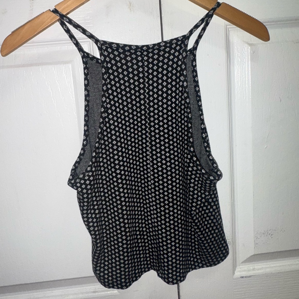 Brandy Melville Black & White Patterned Tank Top - Picture 3 of 3